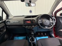 USED 2015 15 TOYOTA YARIS 1.33 Dual VVT-i Sport Hatchback 5dr Petrol Manual Euro 5 Euro 5 (99 ps) 