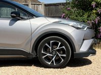 USED 2016 66 TOYOTA C-HR 1.2 C-HR-Dynamic AWD CVT 4WD 5dr Sat Nav Parking Camera