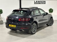 USED 2016 V PORSCHE MACAN 2.0T SUV 5dr Petrol PDK 4WD Euro 6 (s/s) (252 ps) 