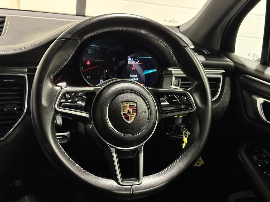 USED 2016 V PORSCHE MACAN 2.0T SUV 5dr Petrol PDK 4WD Euro 6 (s/s) (252 ps) 