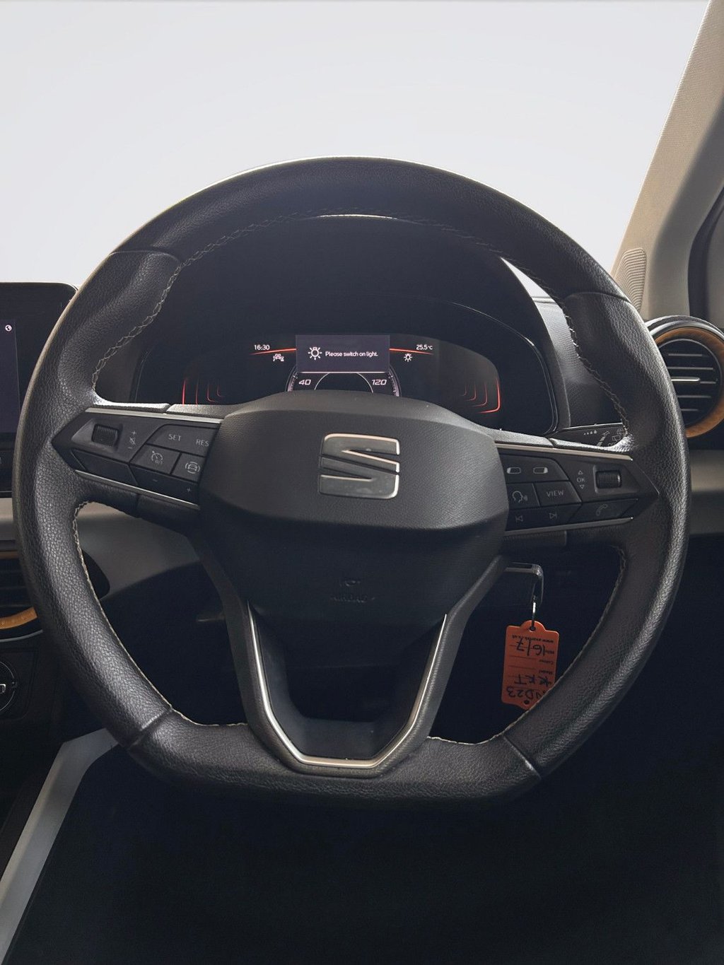2023 SEAT Arona — image 14