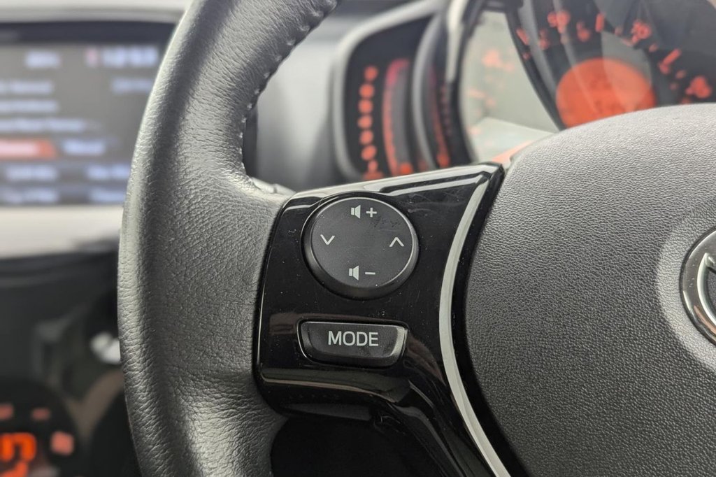 USED 2018 18 TOYOTA AYGO 1.0 VVT-i x-press Hatchback 5dr Petrol Manual Euro 6 (68 ps) Sat Nav, Climate, Rear Camera