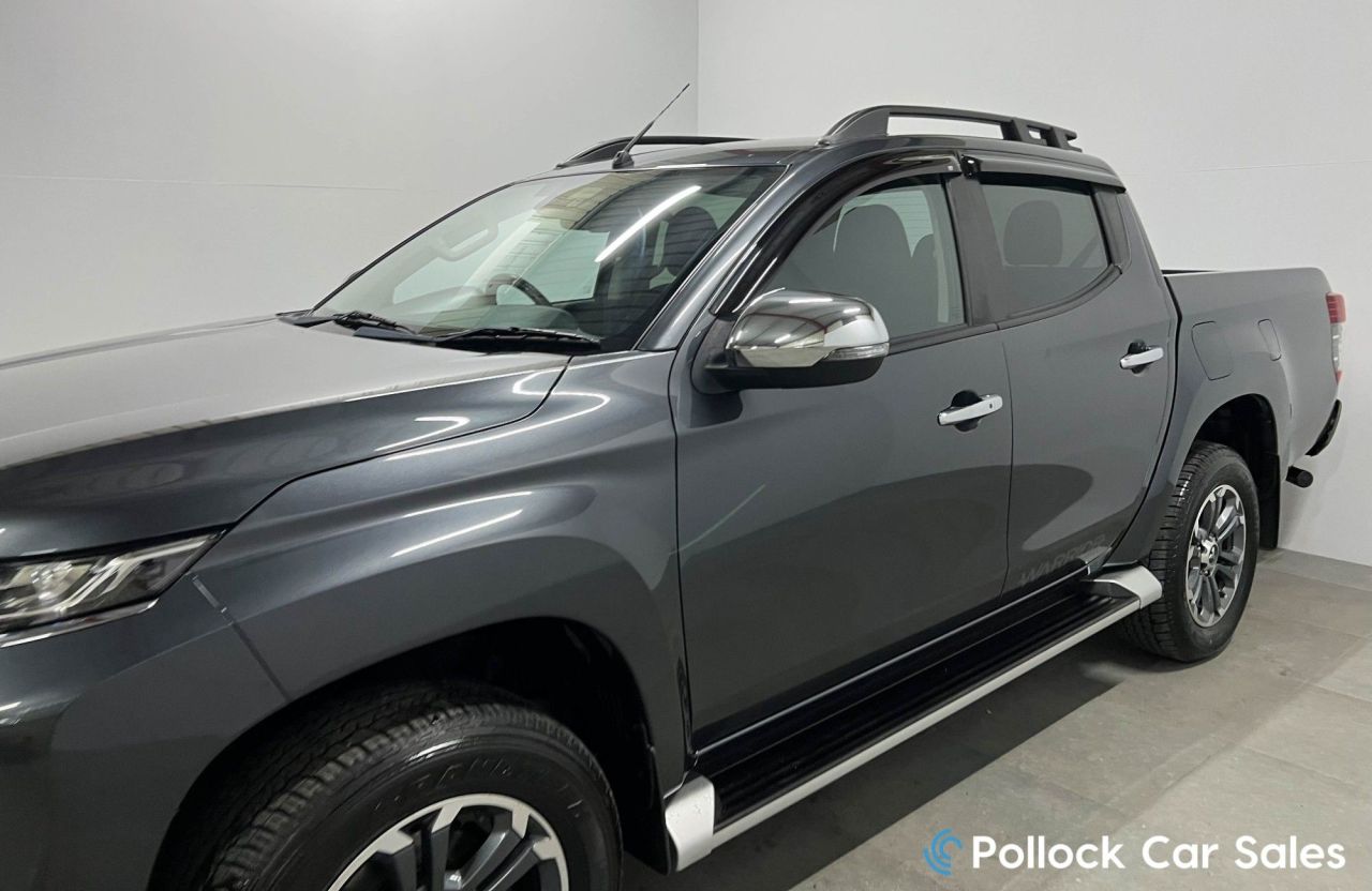 2020 MITSUBISHI L200 2.2 DI-D DC Warrior Pickup Double Cab 4dr Diesel Manual 4WD Euro 6 (s/s) (1 - vehicle photo 13 for sale on PureCar