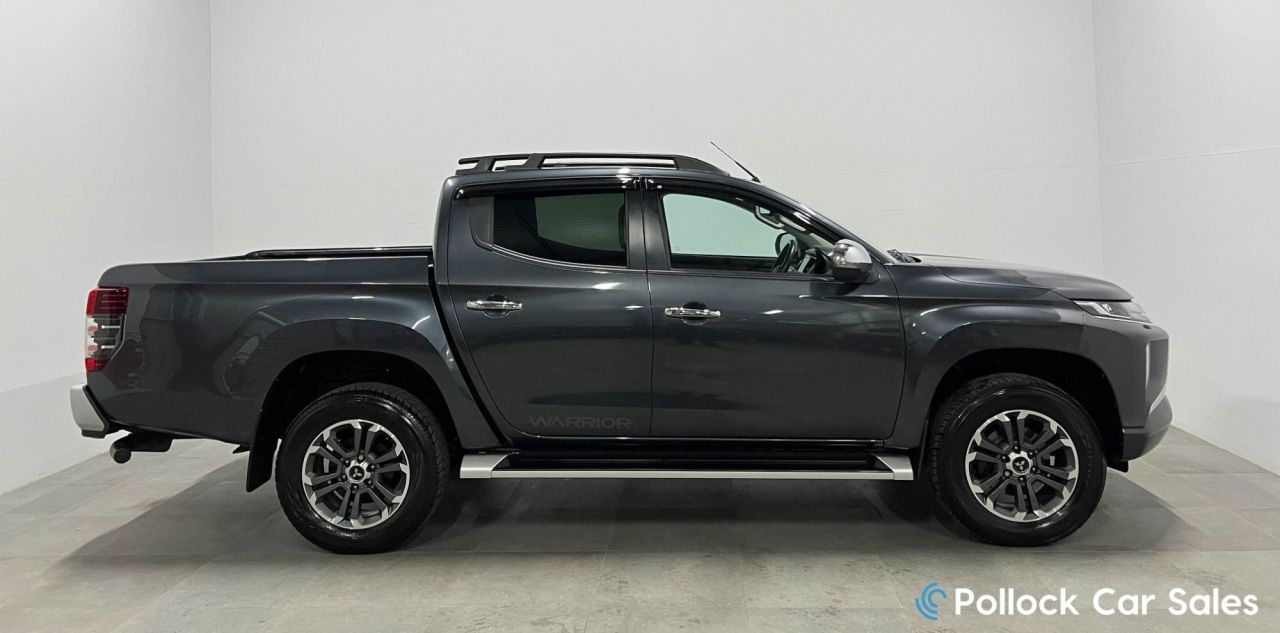 2020 MITSUBISHI L200 2.2 DI-D DC Warrior Pickup Double Cab 4dr Diesel Manual 4WD Euro 6 (s/s) (1 - vehicle photo 3 for sale on PureCar