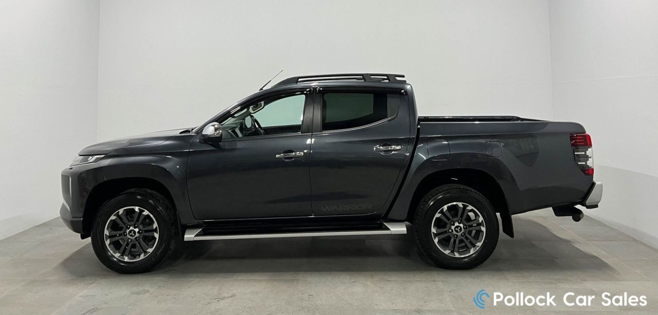 2020 MITSUBISHI L200 2.2 DI-D DC Warrior Pickup Double Cab 4dr Diesel Manual 4WD Euro 6 (s/s) (1 - vehicle photo 4 for sale on PureCar