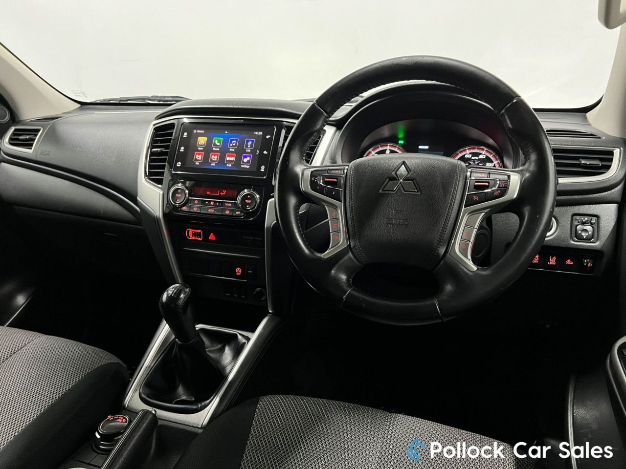 2020 MITSUBISHI L200 2.2 DI-D DC Warrior Pickup Double Cab 4dr Diesel Manual 4WD Euro 6 (s/s) (1 - vehicle photo 38 for sale on PureCar