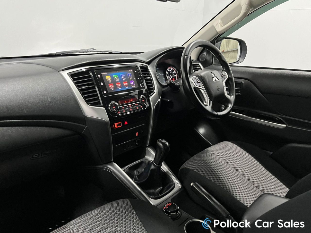 2020 MITSUBISHI L200 2.2 DI-D DC Warrior Pickup Double Cab 4dr Diesel Manual 4WD Euro 6 (s/s) (1 - vehicle photo 39 for sale on PureCar