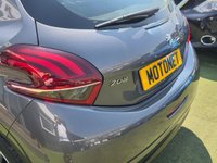 USED 2018 68 PEUGEOT 208 1.2 PureTech Signature Hatchback 5dr Petrol Manual Euro 6 (s/s) (82 ps) +++FREE 12 MONTHS WARRANTY+++