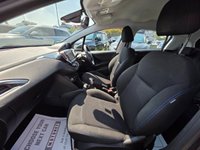 USED 2018 68 PEUGEOT 208 1.2 PureTech Signature Hatchback 5dr Petrol Manual Euro 6 (s/s) (82 ps) +++FREE 12 MONTHS WARRANTY+++