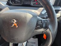 USED 2018 68 PEUGEOT 208 1.2 PureTech Signature Hatchback 5dr Petrol Manual Euro 6 (s/s) (82 ps) +++FREE 12 MONTHS WARRANTY+++