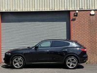 USED 2017 67 MASERATI LEVANTE 3.0D V6 SUV 5dr Diesel ZF 4WD Euro 6 (s/s) (275 ps) BLACK+CLEANEXAMPLE+LOADED