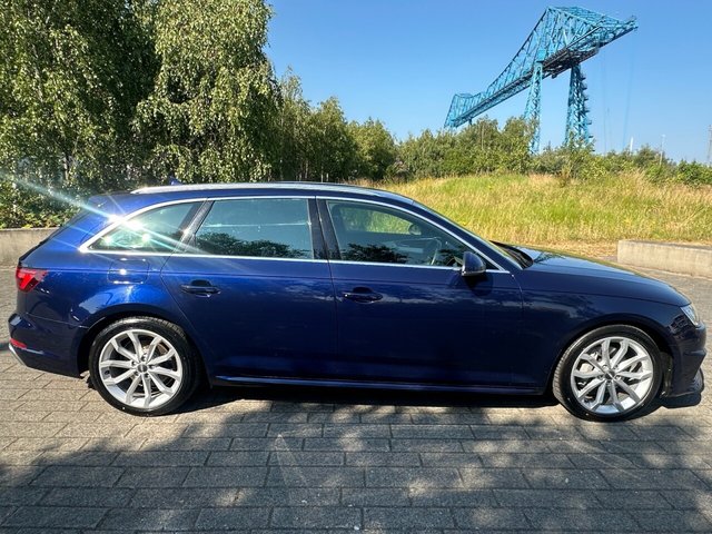 View our AUDI A4 AVANT