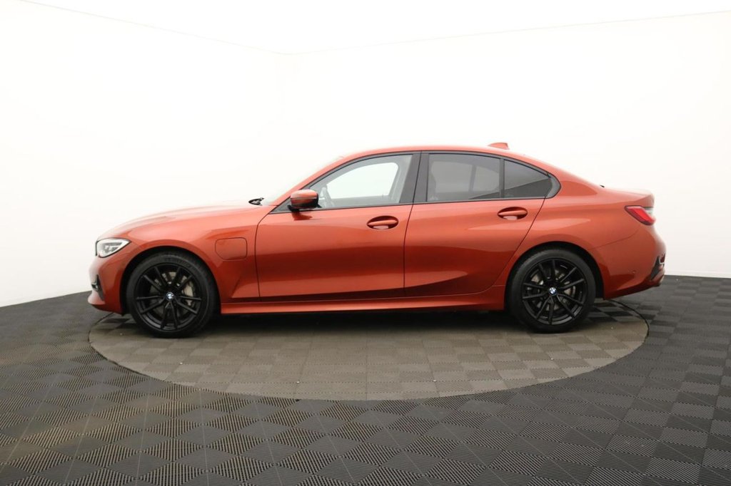 USED 2020 70 BMW 3 SERIES 2.0 330e 12kWh Sport Pro Saloon 4dr Petrol Plug-in Hybrid Auto Euro 6 (s/s) (292 ps) Car Play, Rear Camera, Sat Nav