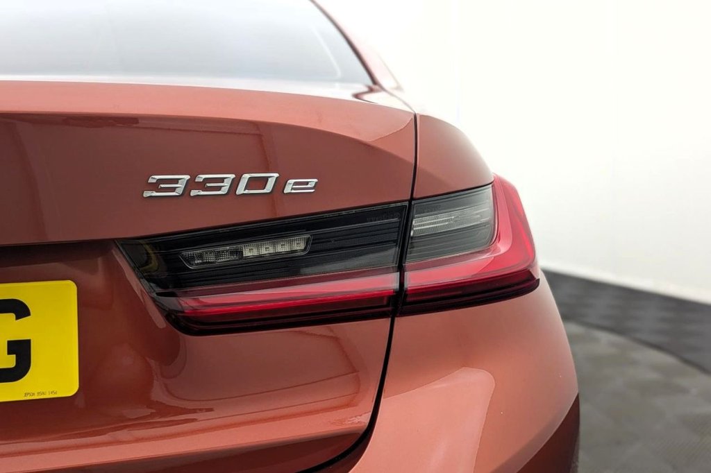 USED 2020 70 BMW 3 SERIES 2.0 330e 12kWh Sport Pro Saloon 4dr Petrol Plug-in Hybrid Auto Euro 6 (s/s) (292 ps) Car Play, Rear Camera, Sat Nav
