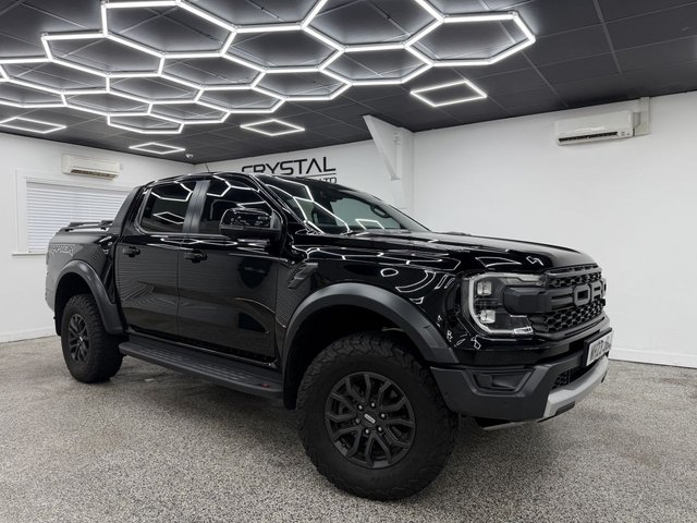 View our Ford Ranger 3.0T V6 EcoBoost Raptor Auto 4WD Euro 6 (s/s) 4dr