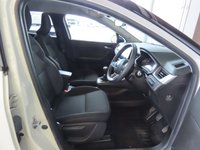 USED 2020 70 RENAULT CAPTUR 1.0 TCe Iconic SUV 5dr Petrol Manual Euro 6 (s/s) (100 ps) 
