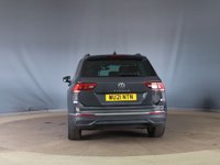 USED 2021 21 VOLKSWAGEN TIGUAN 2.0 TDI Life SUV 5dr Diesel DSG Euro 6 (s/s) (150 ps) 