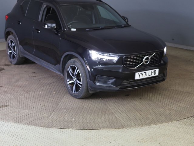 View our Volvo Xc40 2.0 B4 MHEV R-Design SUV 5dr Petrol Hybrid Auto Euro 6 (s/s) (197 ps)
