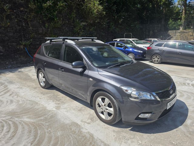 View our KIA CEED