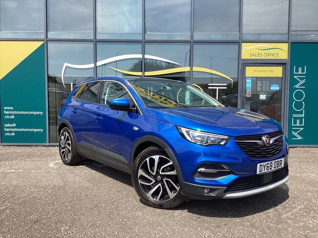 View our Vauxhall Grandland X 1.6 Turbo D BlueInjection Elite Nav SUV 5dr Diesel Manual Euro 6 (s/s) (120 ps)