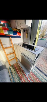 USED 2011 61 VOLKSWAGEN CRAFTER 2.0 TDI Diesel (160 BHP)  HUGE-REAR GARAGE BENEATH FIXED BED