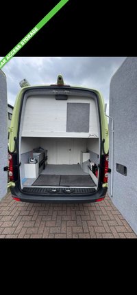 USED 2011 61 VOLKSWAGEN CRAFTER 2.0 TDI Diesel (160 BHP)  HUGE-REAR GARAGE BENEATH FIXED BED