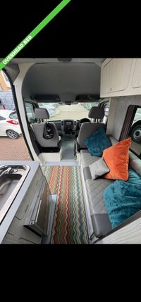 USED 2011 61 VOLKSWAGEN CRAFTER 2.0 TDI Diesel (160 BHP)  HUGE-REAR GARAGE BENEATH FIXED BED