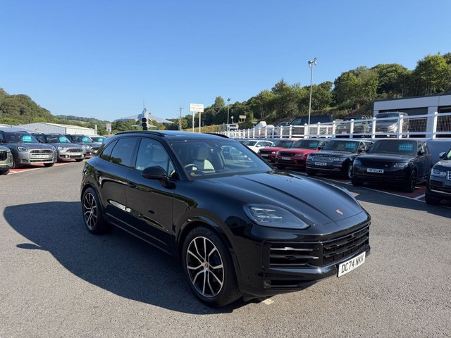 View our Porsche Cayenne range