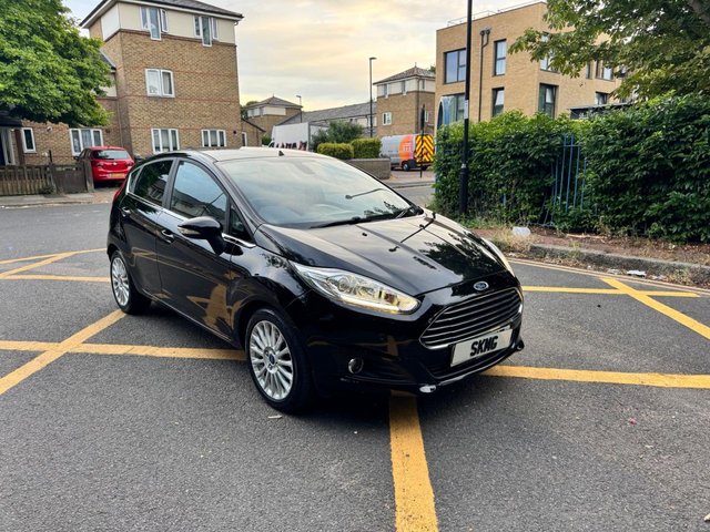 2015 15 FORD FIESTA 1.0T EcoBoost Titanium Hatchback 5dr Petrol Powershift Euro 5 (100 ps) &pound;35 per year Road Tax, 2 keys