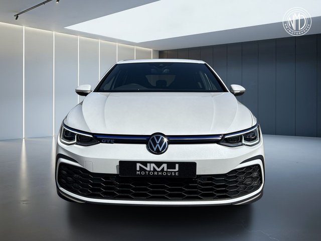 View our VOLKSWAGEN GOLF