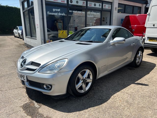MERCEDES-BENZ SLK at Hyetts Garage