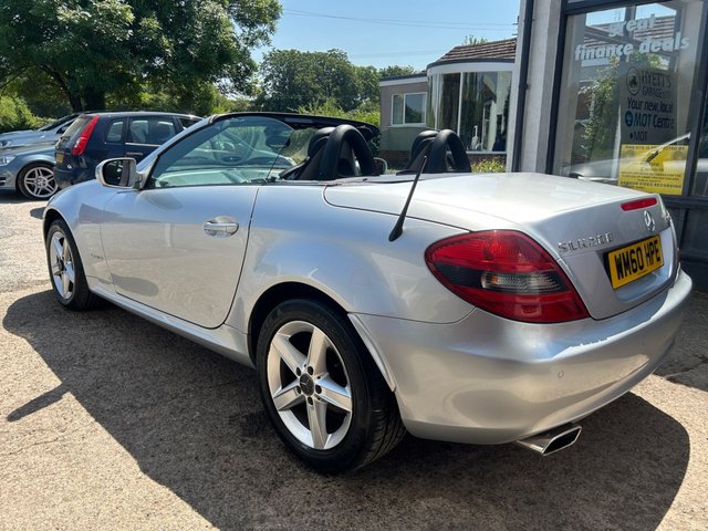 MERCEDES-BENZ SLK at Hyetts Garage