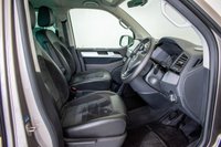 USED 2017 67 VOLKSWAGEN CARAVELLE 2.0 TDI BlueMotion Tech Executive MPV 5dr Diesel Manual Euro 6 (s/s) (150 ps) Wheelchair Access Vehicle
