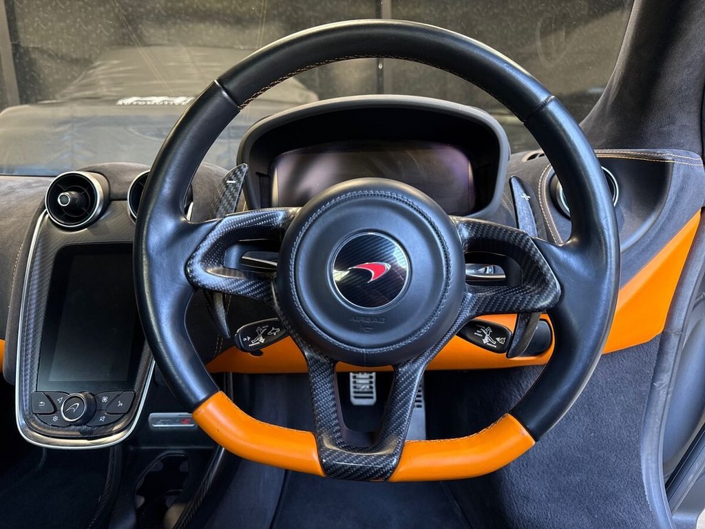 USED 2017 C MCLAREN 570S 3.8T V8 Coupe 2dr Petrol SSG Euro 6 (s/s) (570 ps) LIFT|CARBON|DESIGN EDITION 2