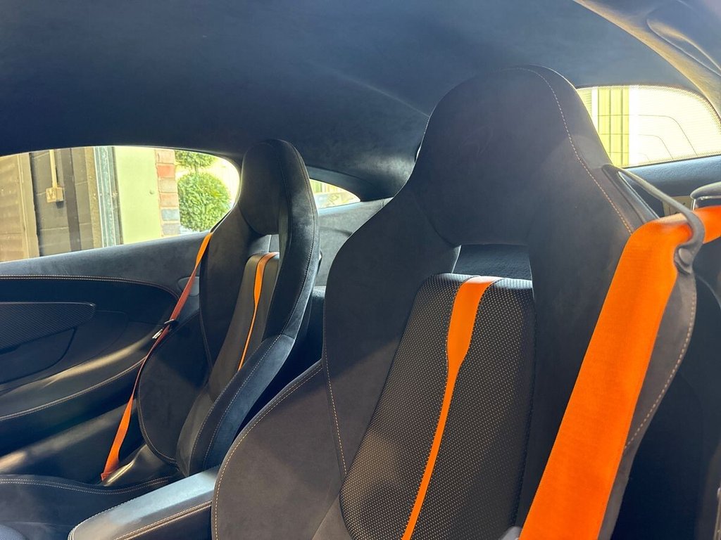 USED 2017 C MCLAREN 570S 3.8T V8 Coupe 2dr Petrol SSG Euro 6 (s/s) (570 ps) LIFT|CARBON|DESIGN EDITION 2