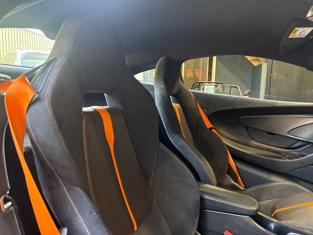 USED 2017 C MCLAREN 570S 3.8T V8 Coupe 2dr Petrol SSG Euro 6 (s/s) (570 ps) LIFT|CARBON|DESIGN EDITION 2