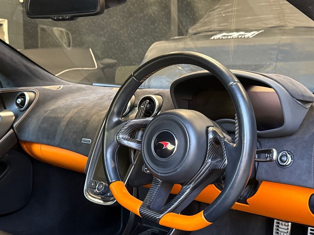 USED 2017 C MCLAREN 570S 3.8T V8 Coupe 2dr Petrol SSG Euro 6 (s/s) (570 ps) LIFT|CARBON|DESIGN EDITION 2
