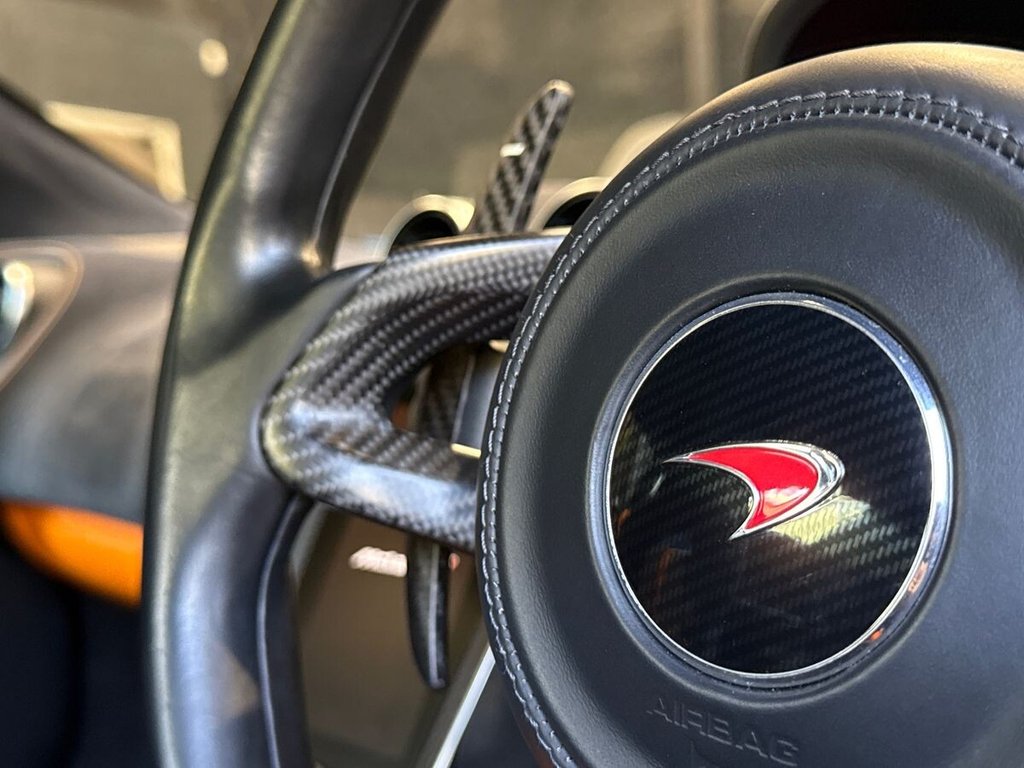 USED 2017 C MCLAREN 570S 3.8T V8 Coupe 2dr Petrol SSG Euro 6 (s/s) (570 ps) LIFT|CARBON|DESIGN EDITION 2