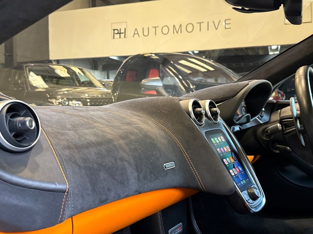 USED 2017 C MCLAREN 570S 3.8T V8 Coupe 2dr Petrol SSG Euro 6 (s/s) (570 ps) LIFT|CARBON|DESIGN EDITION 2