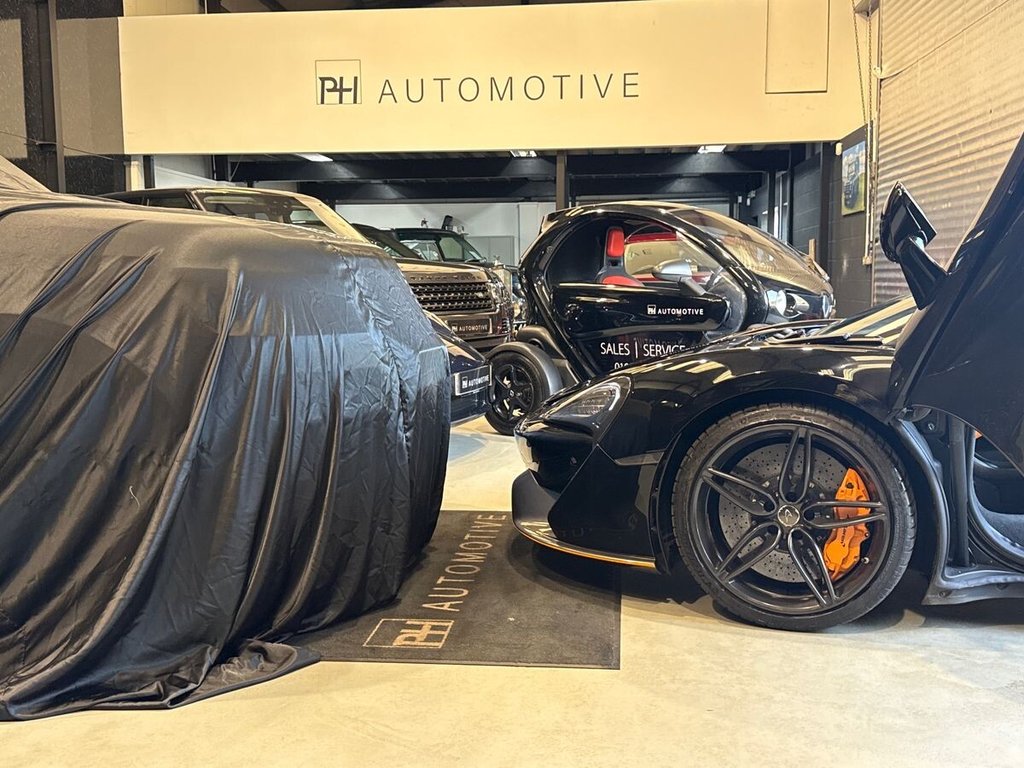 USED 2017 C MCLAREN 570S 3.8T V8 Coupe 2dr Petrol SSG Euro 6 (s/s) (570 ps) LIFT|CARBON|DESIGN EDITION 2