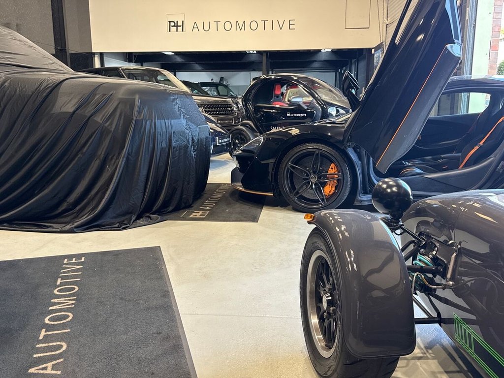 USED 2017 C MCLAREN 570S 3.8T V8 Coupe 2dr Petrol SSG Euro 6 (s/s) (570 ps) LIFT|CARBON|DESIGN EDITION 2