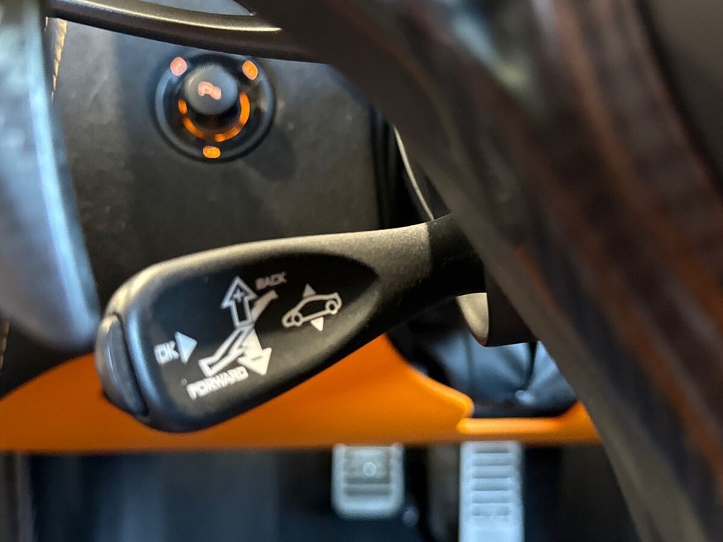 USED 2017 C MCLAREN 570S 3.8T V8 Coupe 2dr Petrol SSG Euro 6 (s/s) (570 ps) LIFT|CARBON|DESIGN EDITION 2