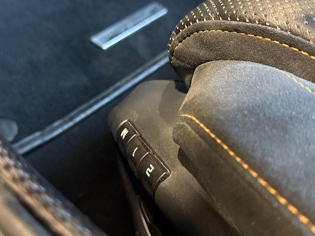 USED 2017 C MCLAREN 570S 3.8T V8 Coupe 2dr Petrol SSG Euro 6 (s/s) (570 ps) LIFT|CARBON|DESIGN EDITION 2