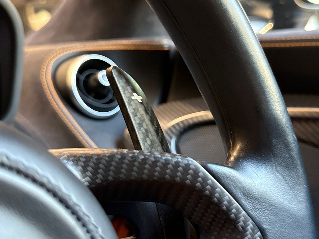 USED 2017 C MCLAREN 570S 3.8T V8 Coupe 2dr Petrol SSG Euro 6 (s/s) (570 ps) LIFT|CARBON|DESIGN EDITION 2