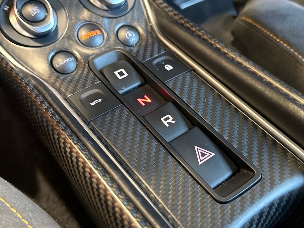 USED 2017 C MCLAREN 570S 3.8T V8 Coupe 2dr Petrol SSG Euro 6 (s/s) (570 ps) LIFT|CARBON|DESIGN EDITION 2