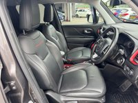 USED 2021 21 JEEP RENEGADE 1.3 GSE T4 11.4kWh Trailhawk SUV 5dr Petrol Plug-in Hybrid Auto 4xe Euro 6 (s/s) (240 ps) 4X4 HYBRID AUTO -- FULL SERVICE HISTORY -- 2 OWNERS