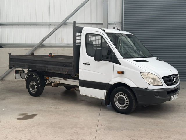 View our MERCEDES-BENZ SPRINTER
