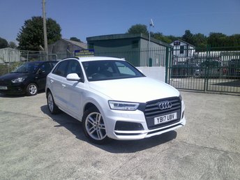 View our AUDI Q3