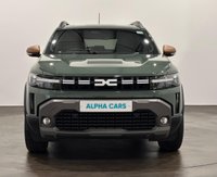 USED 2025 75 DACIA DUSTER 1.6 Hybrid EXTREME SUV 5dr Petrol Hybrid Auto Euro 6 (s/s) (140 ps) 1.6 Hybrid 13807 Miles Extreme SUV Auto Euro 6