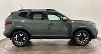 USED 2025 75 DACIA DUSTER 1.6 Hybrid EXTREME SUV 5dr Petrol Hybrid Auto Euro 6 (s/s) (140 ps) 1.6 Hybrid 13807 Miles Extreme SUV Auto Euro 6